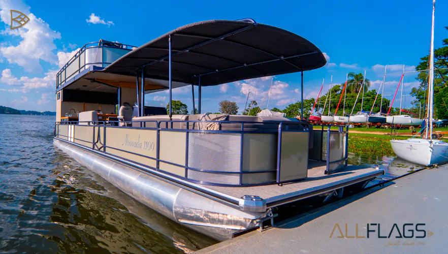 Pontoon Boat: uma travessia diferenciada